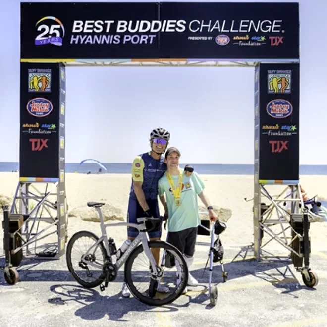 7NEWS team members join hundreds of bikers for annual Best Buddies Challenge